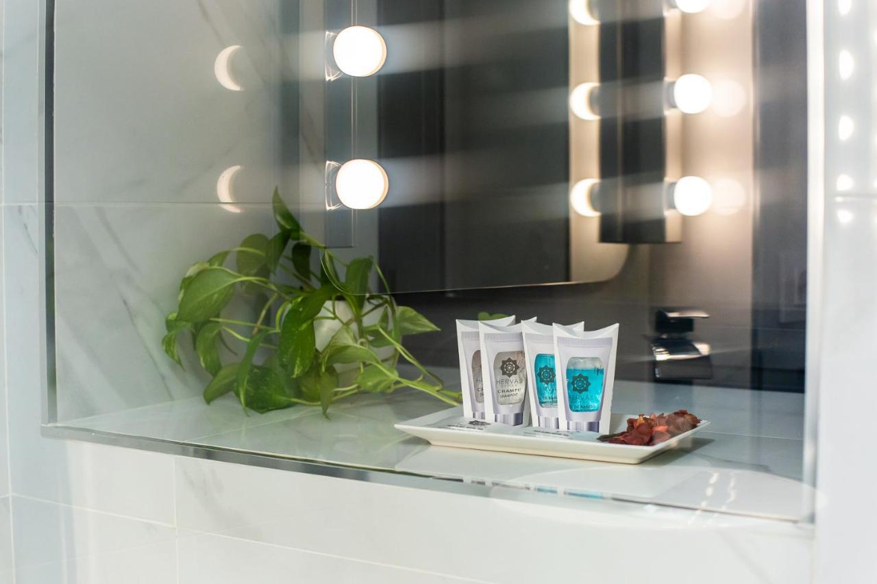 Apartamentos Hervas Suites Bagian luar foto
