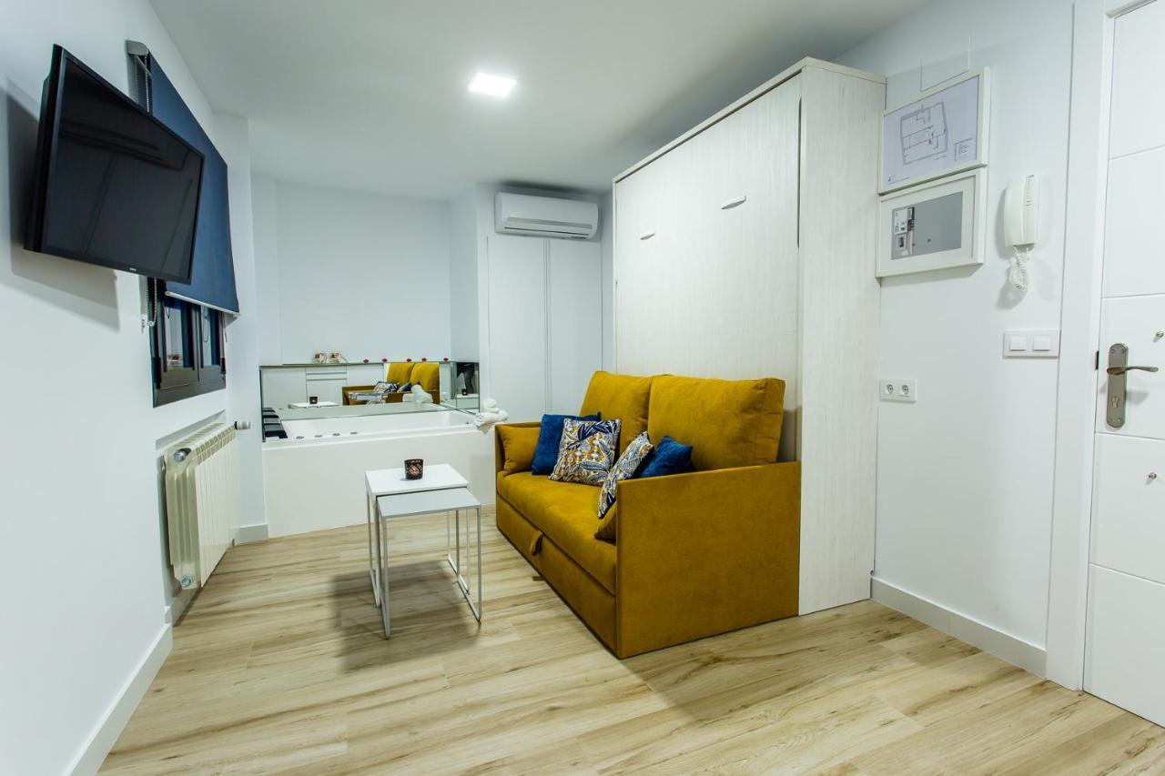 Apartamentos Hervas Suites Bagian luar foto
